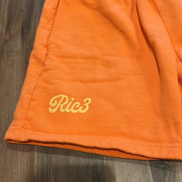 Enchante Daniel Ricciardo Formula 1 shorts - Picture 2 of 5